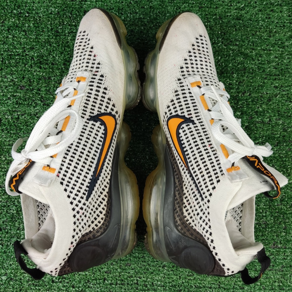Nike Sneakers Kids 7Y White Air VaporMax 2021 FK DB1550-104 Flyknit Running Shoe - Picture 5 of 9